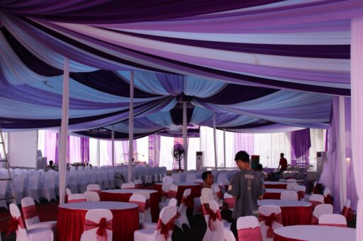 Tenda Roder & Dekorasi